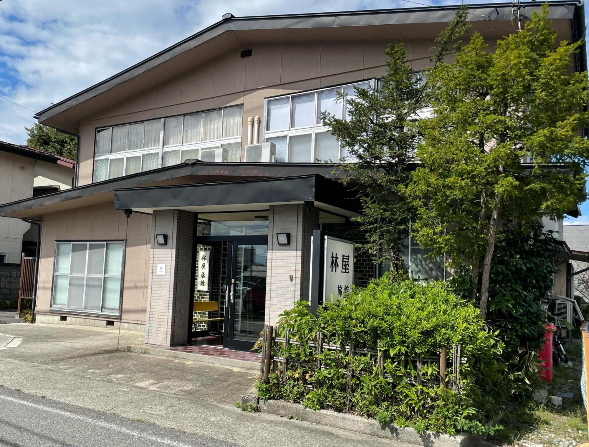北アルプス麓のゲストハウス林屋 Omachi  Eksteriør billede
